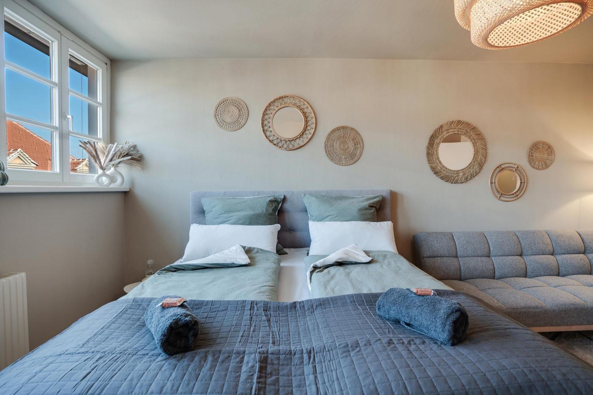 Boho Design Studio - Historic City Center With Free Parking & Aircon By Hero Homes Грац Екстериор снимка