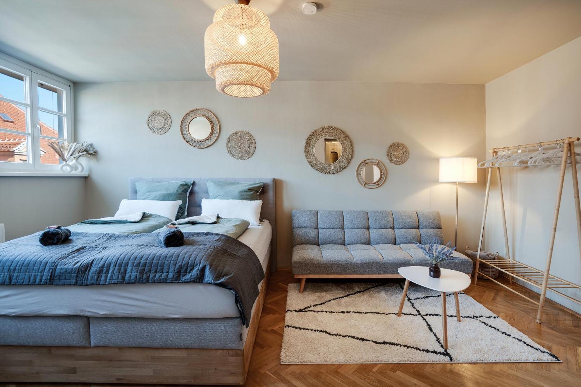 Boho Design Studio - Historic City Center With Free Parking & Aircon By Hero Homes Грац Екстериор снимка